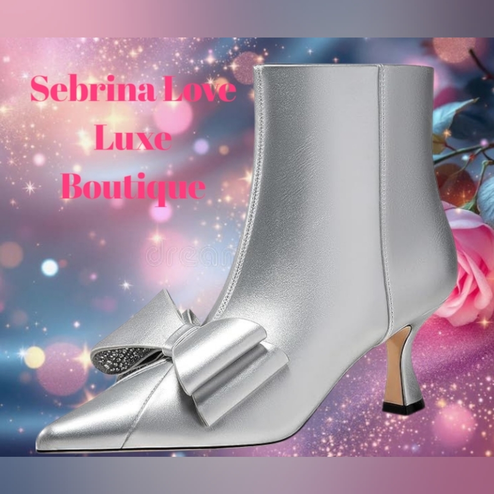 Chic Silver Bow Detail Ankle Boots